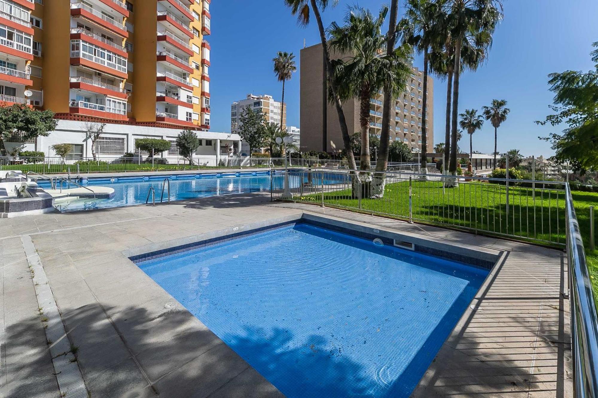 Puerto Marina, Apartamento Frente Al Mar 贝纳尔马德纳 外观 照片