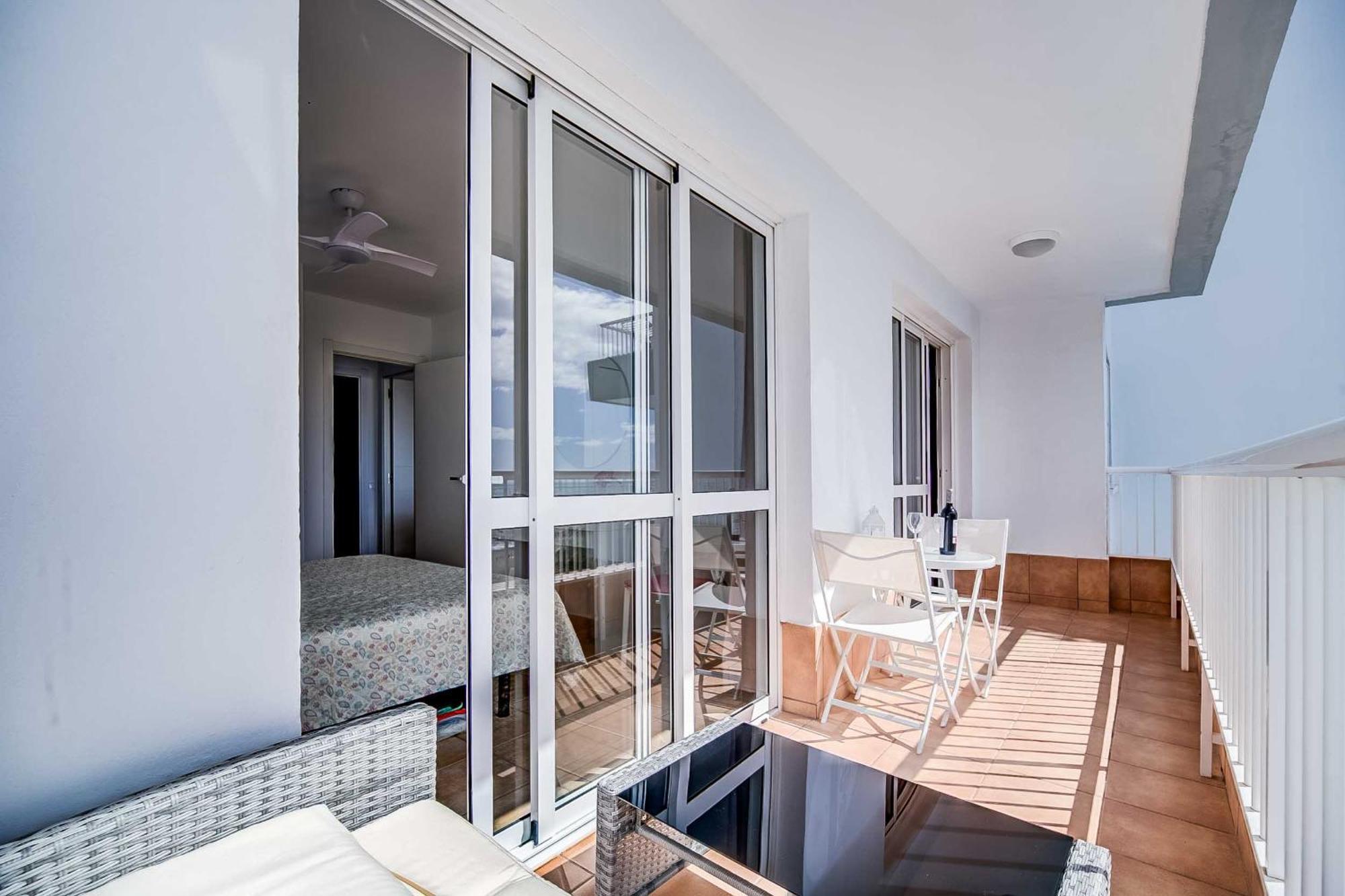 Puerto Marina, Apartamento Frente Al Mar 贝纳尔马德纳 外观 照片