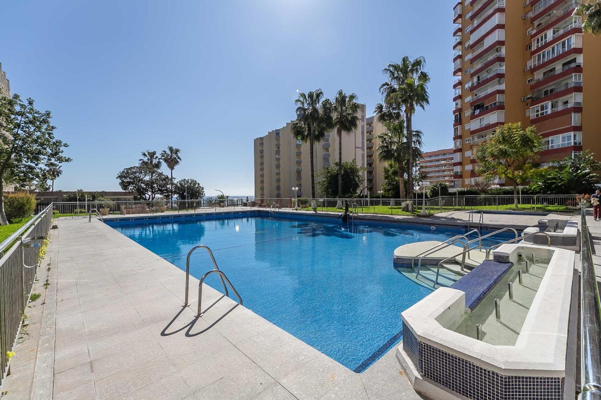 Puerto Marina, Apartamento Frente Al Mar 贝纳尔马德纳 外观 照片