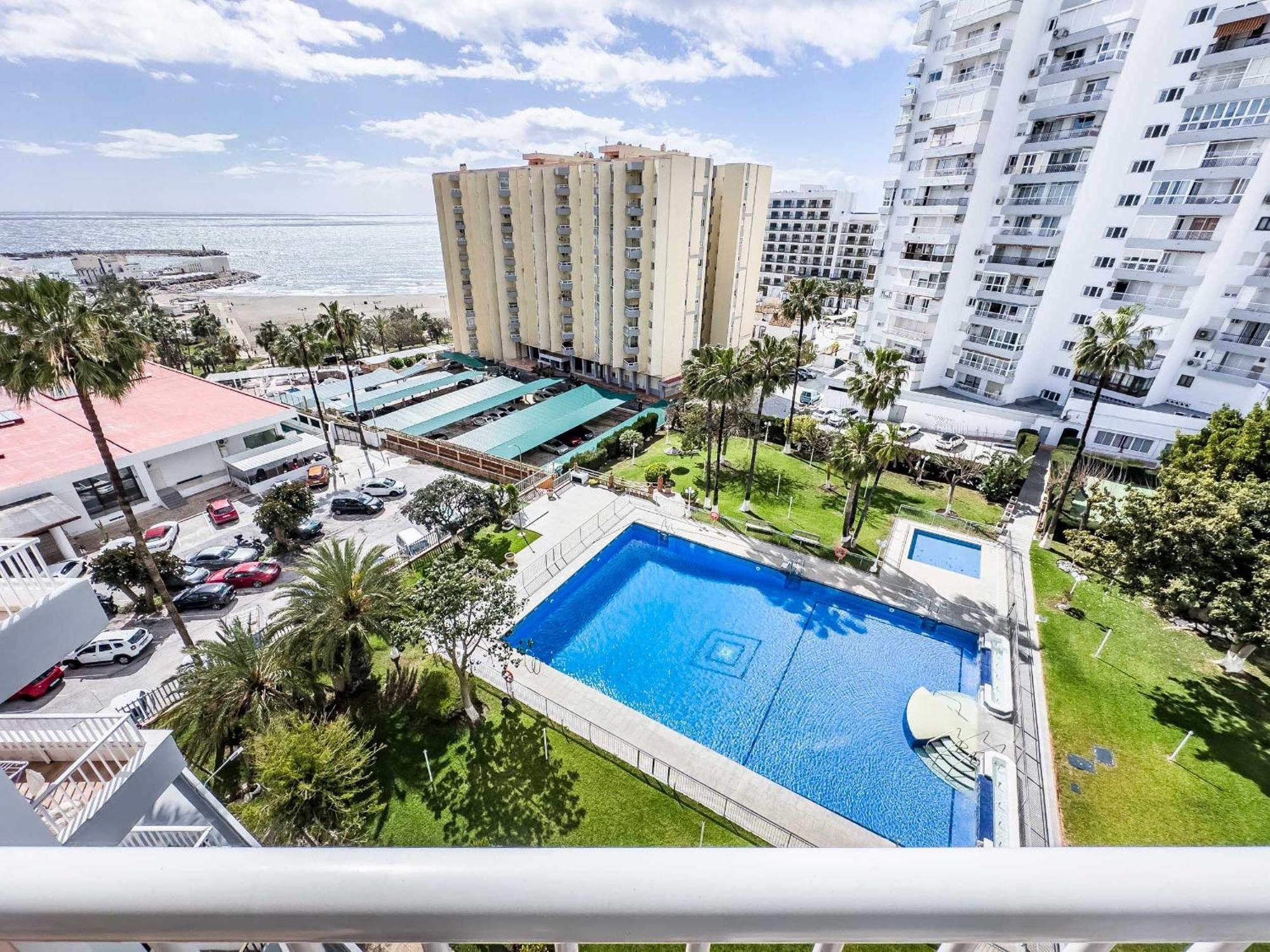Puerto Marina, Apartamento Frente Al Mar 贝纳尔马德纳 外观 照片